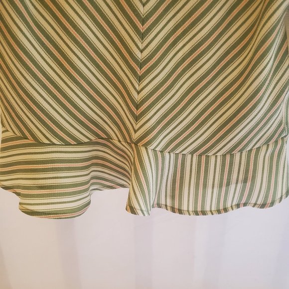 Monteau Semi-Cropped Top Butterfly Sleeves Ruffled Hem Pink, Green, White Size M - Picture 4 of 13